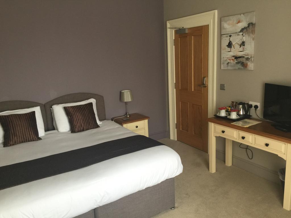 The Clyffe Hotel Lowestoft Εξωτερικό φωτογραφία